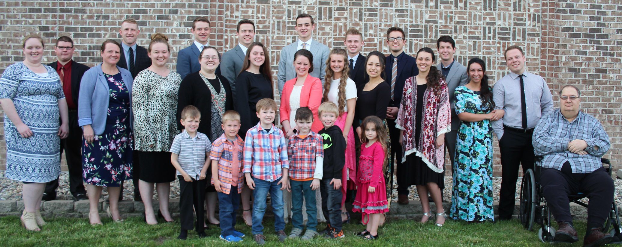 Apostolic Center to honor graduates